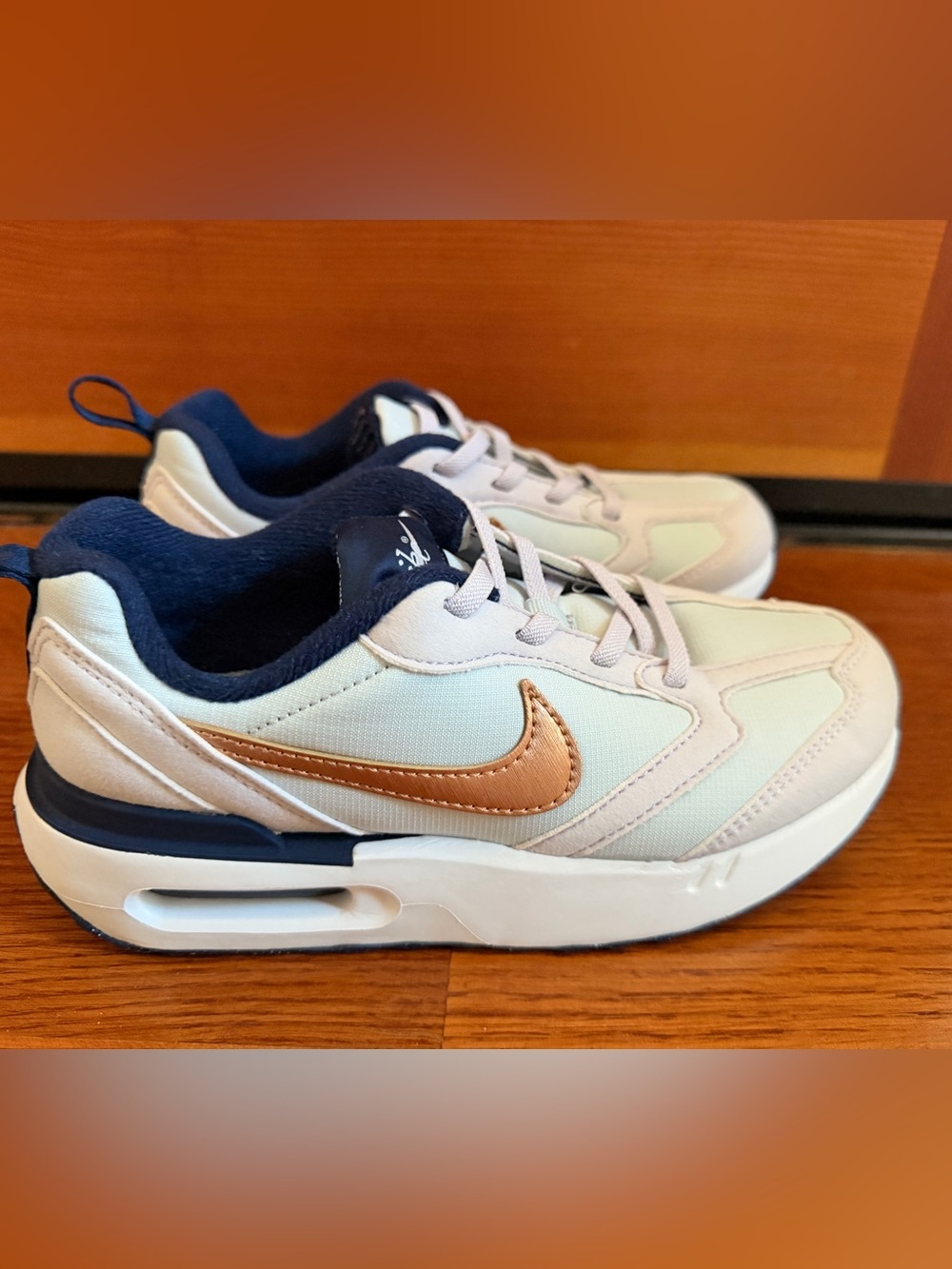 Nike Air Max Dawn Kids Sneakers Size 2Y
